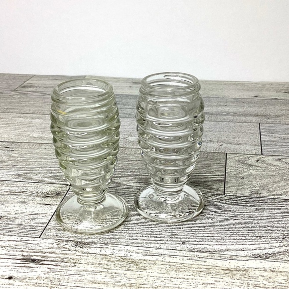 Vintage Pair Hazel Atlas Glass Airko Beehive Salt & Pepper Shakers